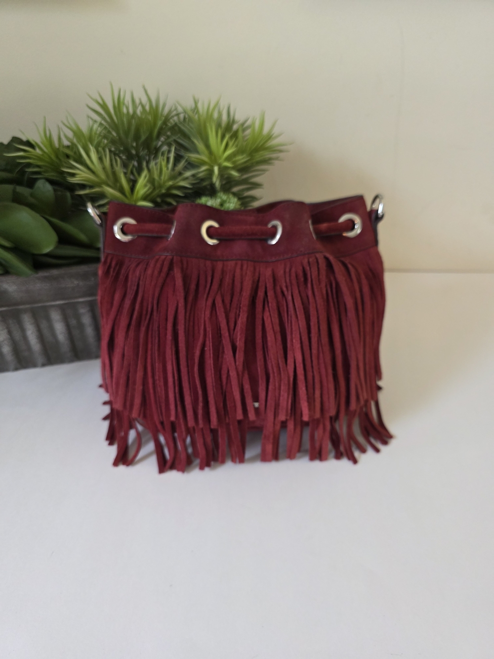 Rebecca Minkoff Fiona Mini Burgandy Suede Fringe Bucket Croasbody Bag - Picture 9 of 11
